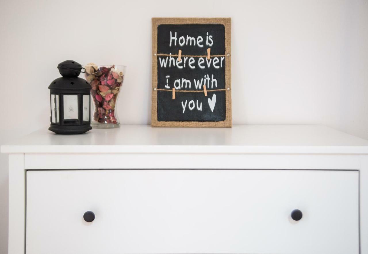 דירות ליסבון Flh Fresh And Cozy Old Town Duplex מראה חיצוני תמונה